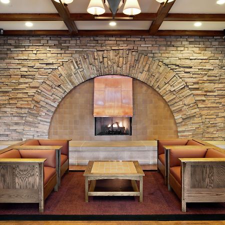 Doubletree By Hilton Libertyville-Mundelein İç mekan fotoğraf