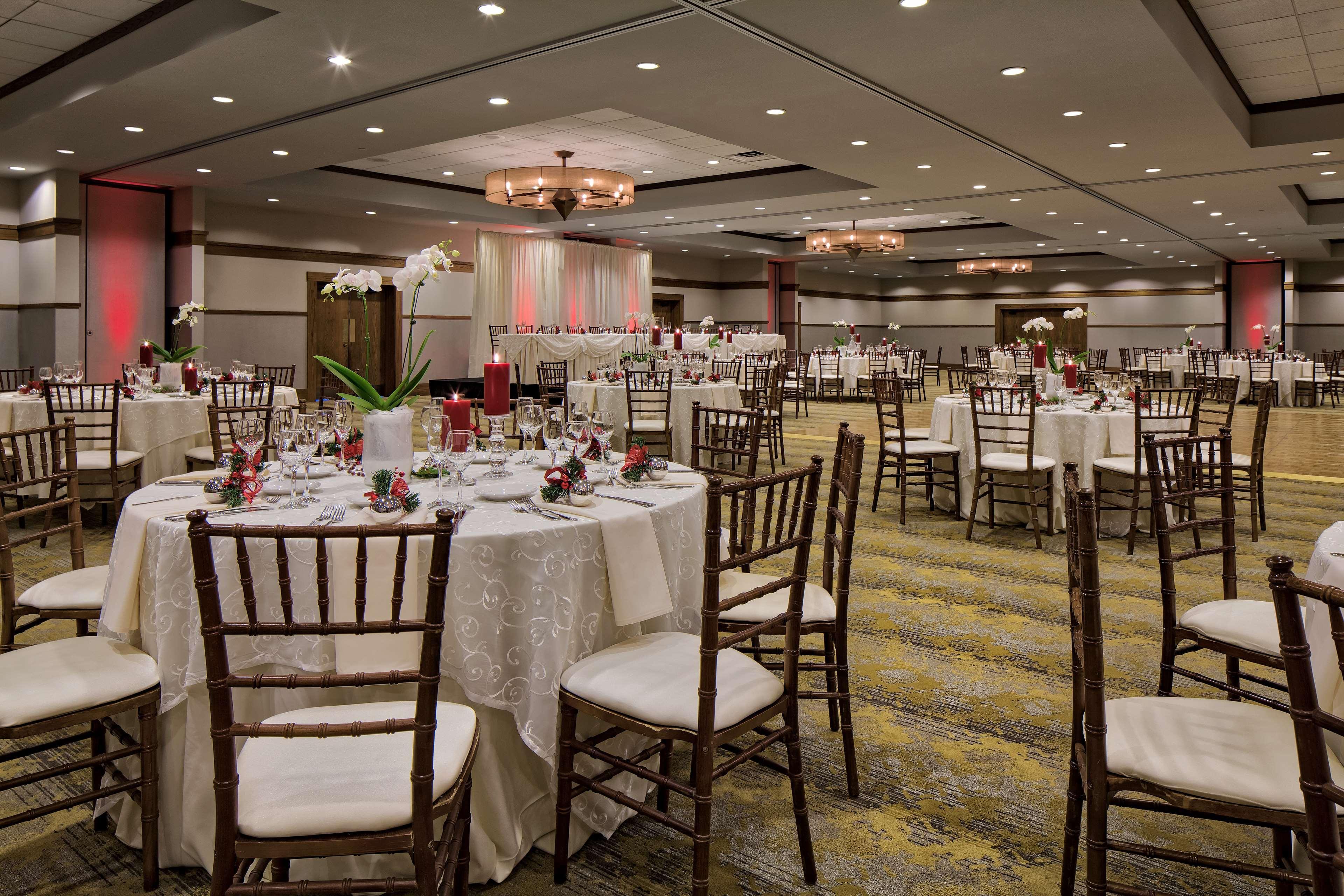 Doubletree By Hilton Libertyville-Mundelein Dış mekan fotoğraf