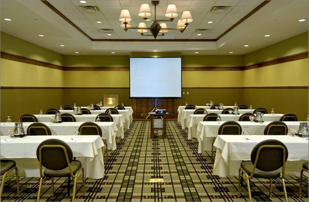 Doubletree By Hilton Libertyville-Mundelein Konforlar fotoğraf