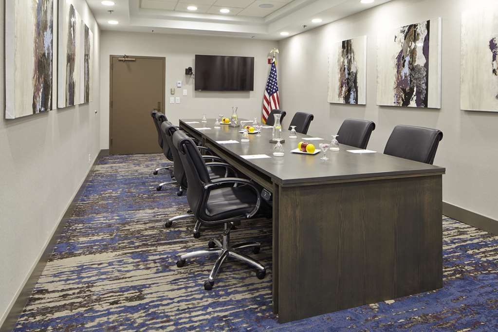 Doubletree By Hilton Libertyville-Mundelein Konforlar fotoğraf